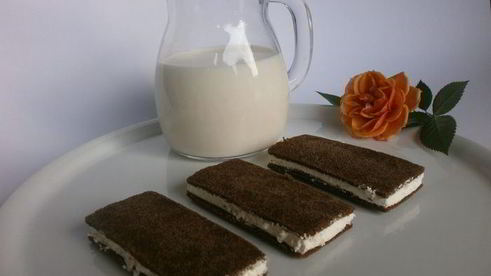 детский десерт киндер фетта аль латте