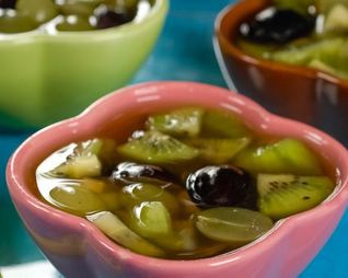 Фрукты в винном желе