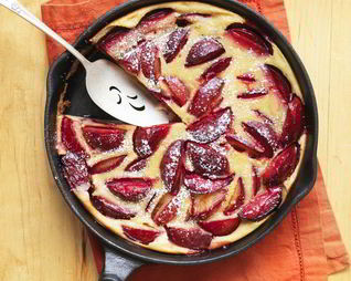 Клафути со сливами в мультиварке