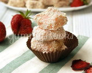 Домашние клубничные конфеты