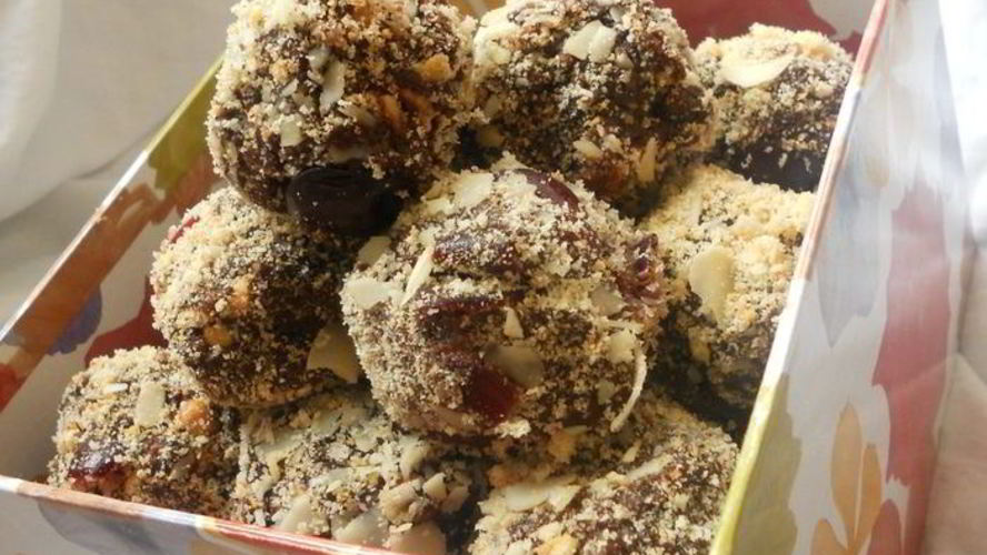 Рецепт мягких шоколадно-черешневые конфеты