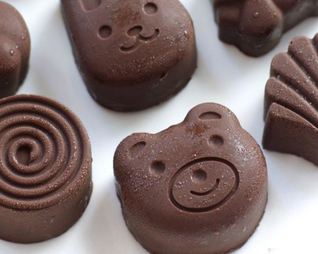 Шоколадные конфеты с йогуртовым мороженым