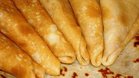 банановые блинчики с восхитительным ванильным заварным кремом на масленицу