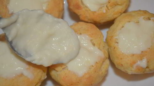 быстрые булочки с ванильно-лимонным кремом на завтрак