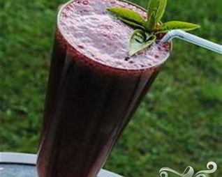 Черничная крем-сода