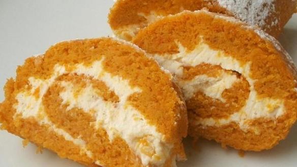 Рецепт Морковного рулета с творожно-шоколадным кремом