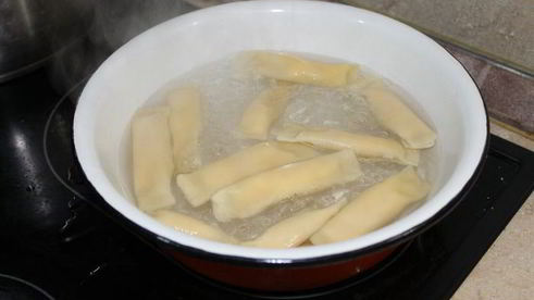 равиоли со сливочно-сырным кремом