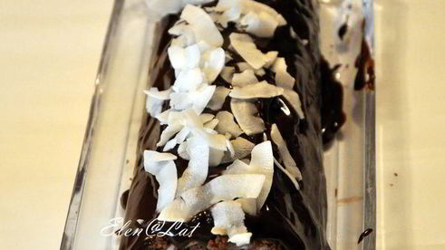 шоколадный рулет с кокосовым кремом