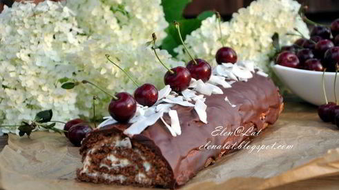 шоколадный рулет с кокосовым кремом