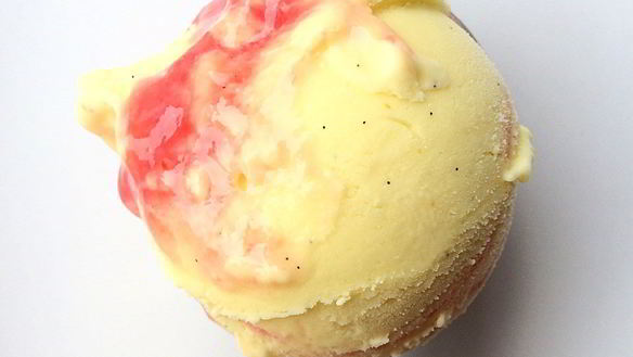 Рецепт Лимонного замороженного йогурта с прослойкой из красной смородины