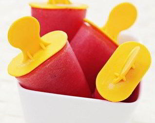 Арбузное мороженое с клубникой