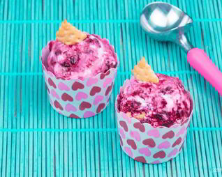 Домашнее мороженое Черничный чизкейк