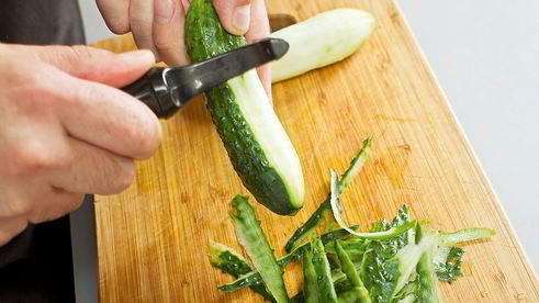 йогуртовое мороженое с авокадо и огурцом