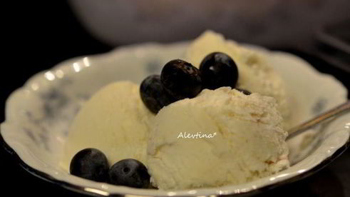 мороженое рикотта на меду