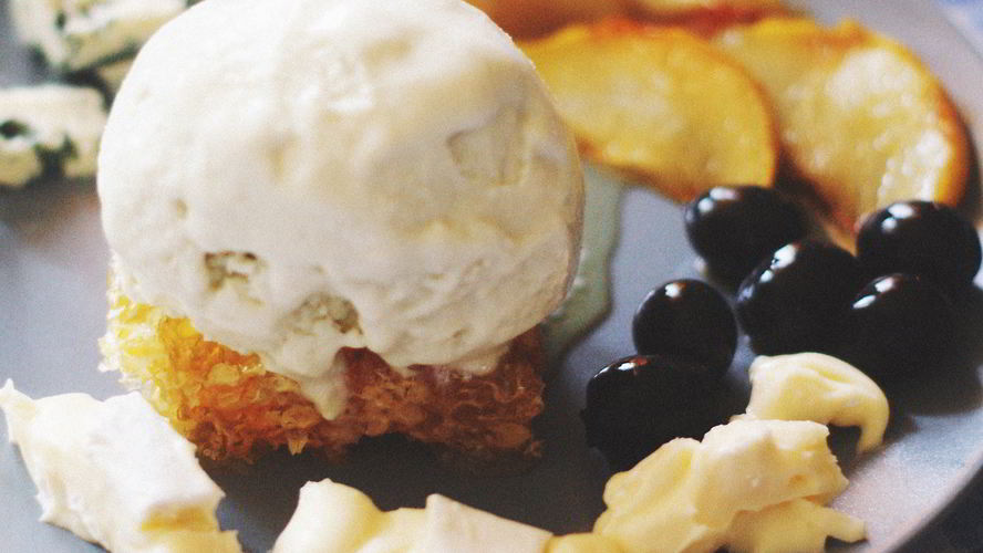 Рецепт мороженого с медом и горгонзолой