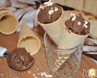 Мороженое шоколадно-кофейное