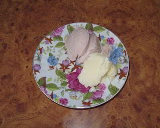 Полезное мороженое с протеином, малиновое и пломбир