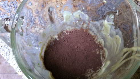 шоколадное мороженое c авокадо