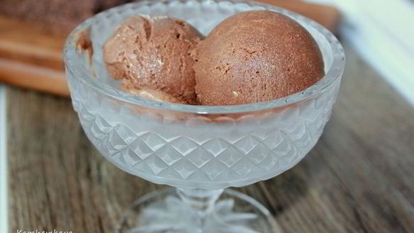 Рецепт Шоколадного мороженого HomeQueen Corporation