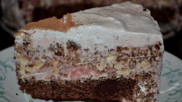 Рецепт Шоколадного торта-мороженого с маршмэллоу и фундуком