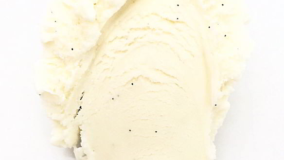 Рецепт Сливочного мороженого с ванилью, ромашкой и бадьяном