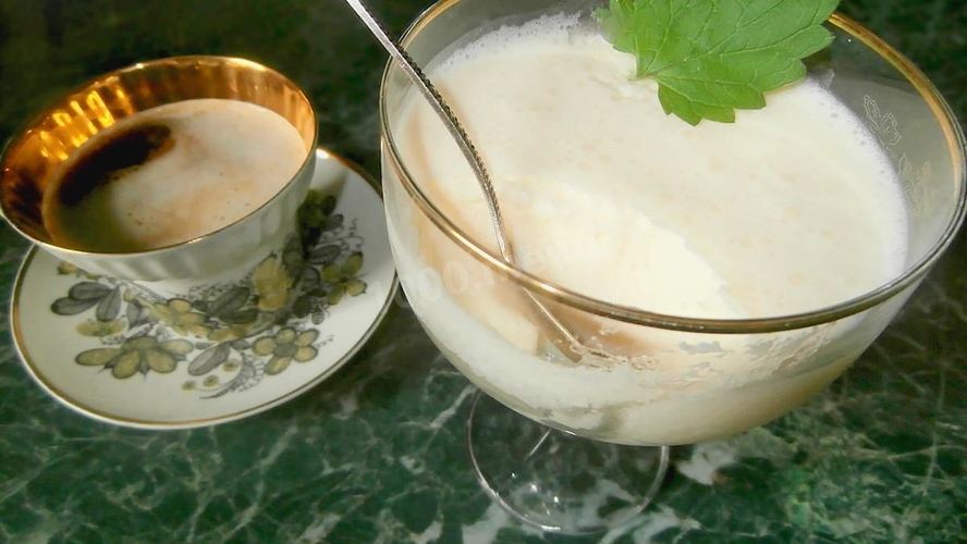 Рецепт теплого мороженого из кефира