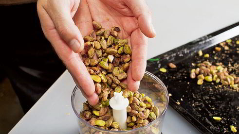 фисташковый мусс с авокадо