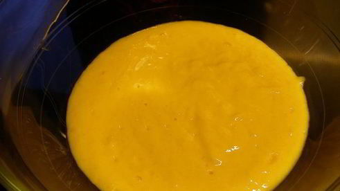 легкий крем-мусс из манго с рикоттой