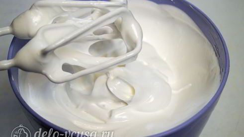 лимонно-клубничный муссовый торт