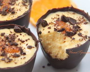 Мусс из клементинов в шоколадном стаканчике