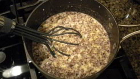 шоколадный мусс с кремом и фисташками