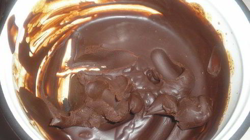 шоколадный торт-мусс с кофейно-карамельными трюфелями