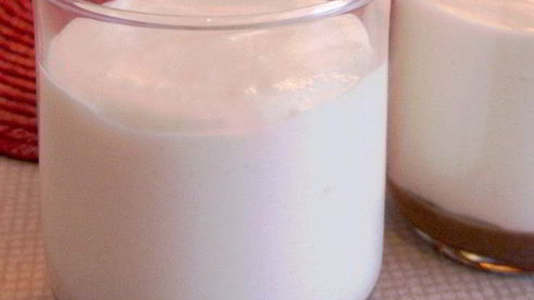 творожный мусс с ореховой нугой и шоколадным марципаном