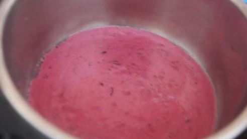 воздушный мусс из черной смородины