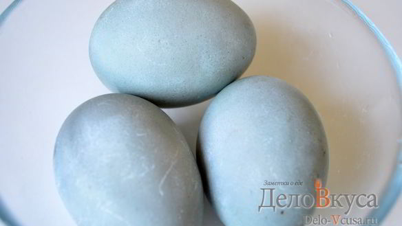 Рецепт Красима пасхальные яйца в серо-голубой цвет в соке краснокочанной капусты