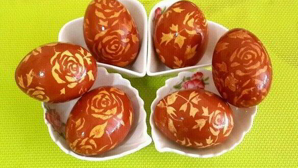 Рецепт Красивых пасхальных яиц с рисунком