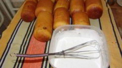 кулич пасхальный с изюмом