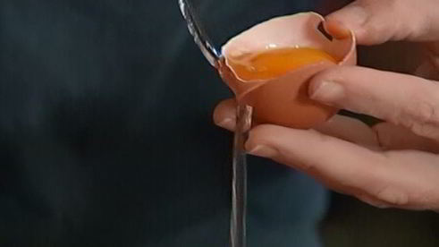 кулич с вишней и клюквой