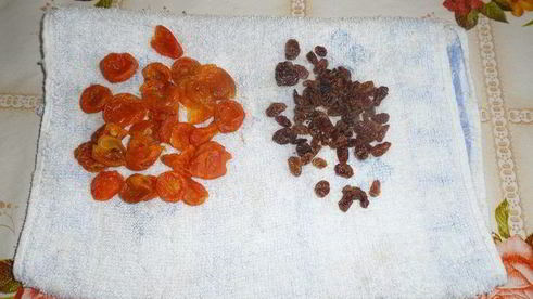 ванильный кулич с сухофруктами