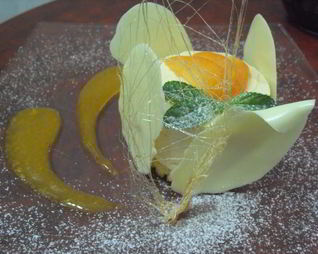 Карамельное суфле с абрикосовым пюре