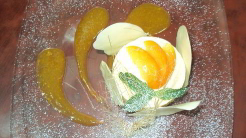 карамельное суфле с абрикосовым пюре