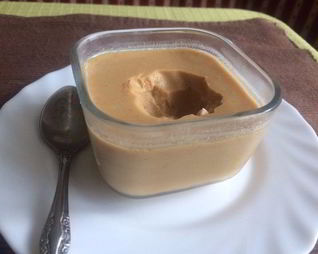 Низкокалорийное молочно-карамельное суфле