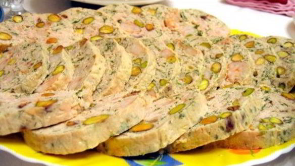 Рецепт Суфле из курицы с фисташками