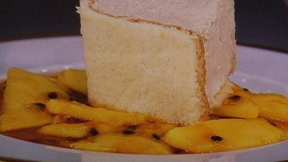 Рецепт Парфе-тирамису с персиковым соусом