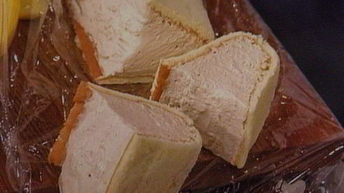 парфе-тирамису с персиковым соусом