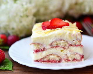 Тирамису клубничный