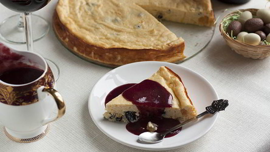 Рецепт творожного пудинга с соусом из кагора