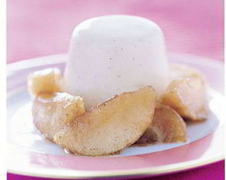 Ванильная панна котта с глазированными яблоками