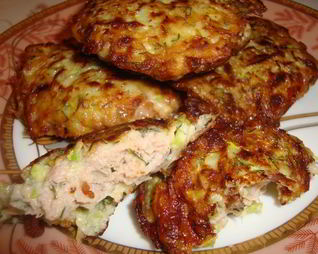 Колдуны из кабачка с куриным филе