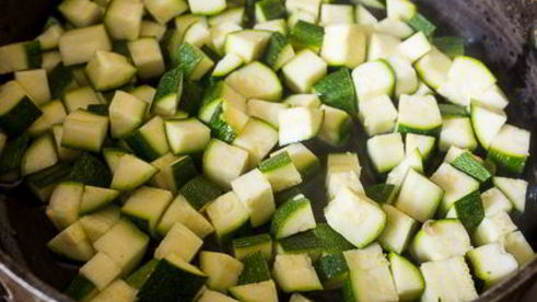 фрикадельки из индейки с овощами